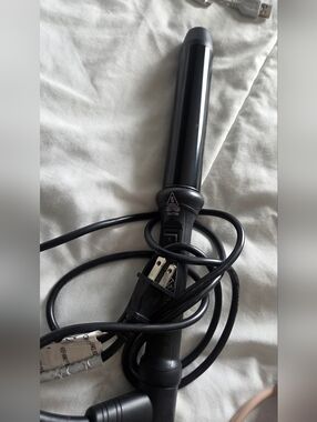 Black Hair Curling Wand - Single Barrel